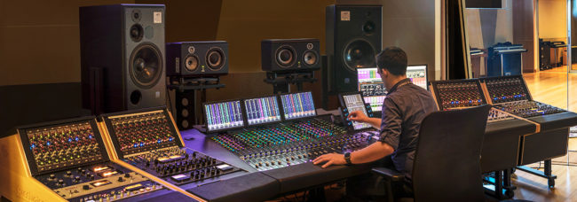 Do I Need a Professional Recording Studio or a Home Studio? 